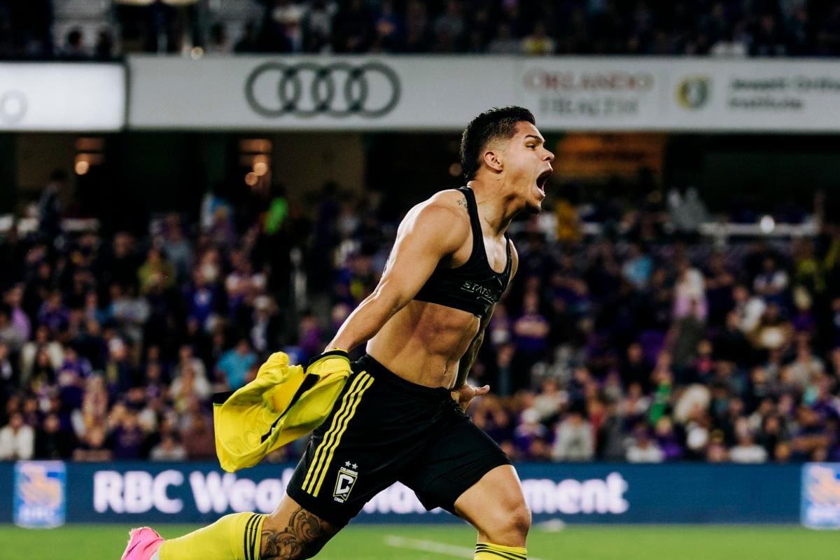 ‘Cucho’ Hernández va por la gran final del fútbol de los Estados Unidos