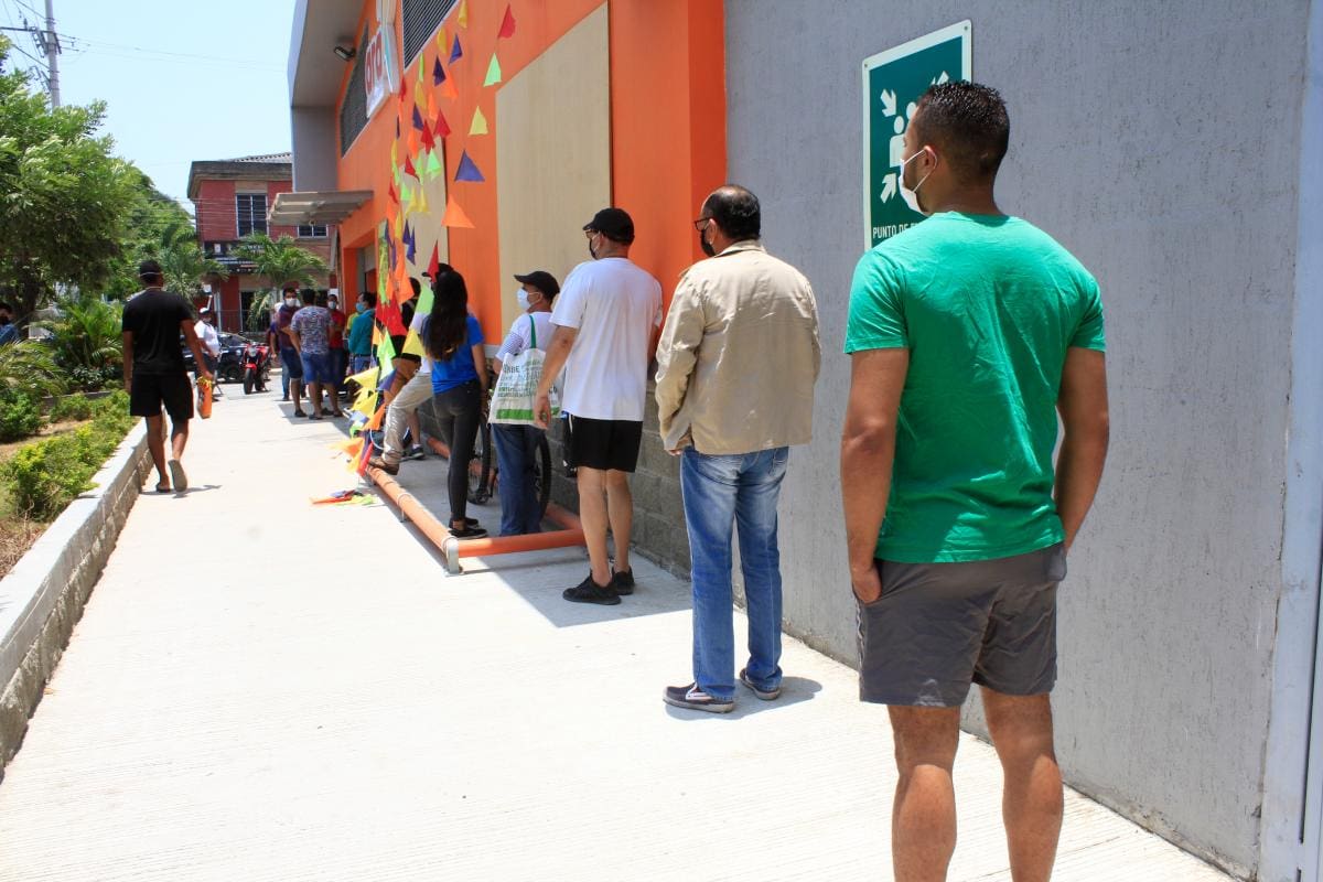 Por segunda vez, Alcaldía reconoce error en decreto de pico, cédula y género