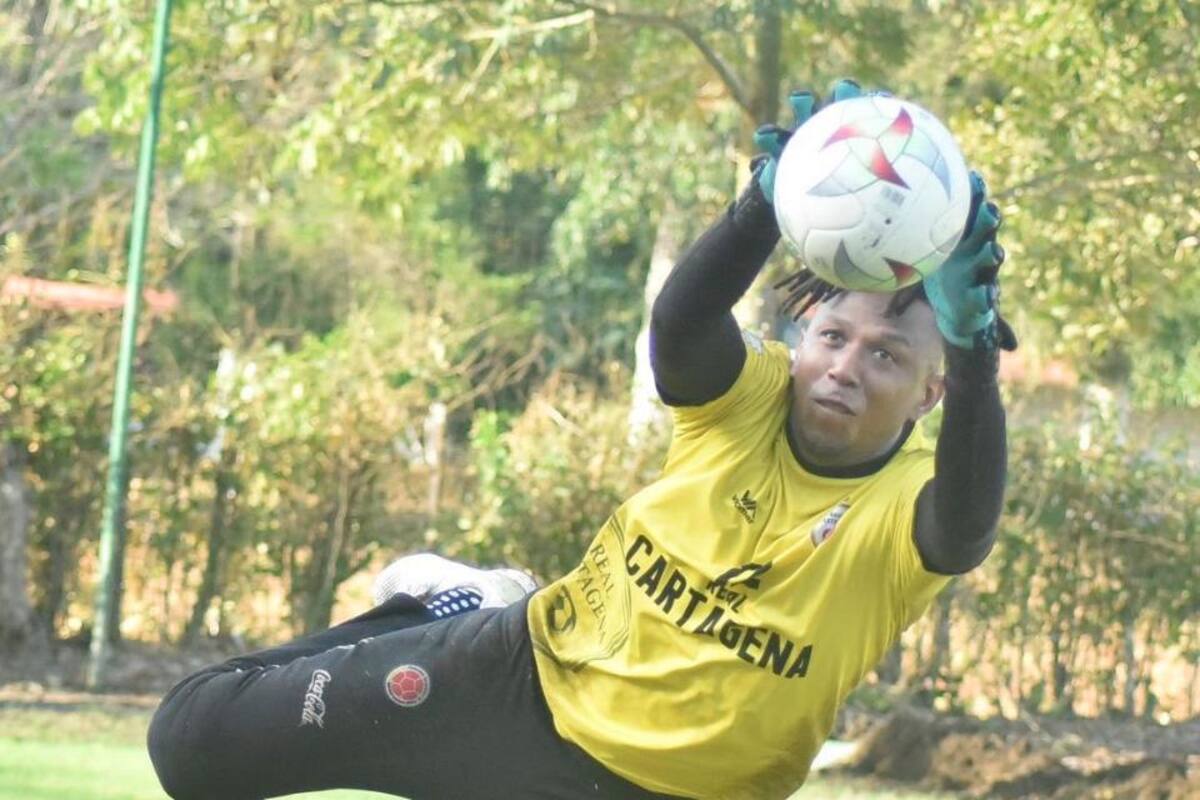 Real Cartagena sigue trabajando para el ascenso: Óscar Ramos
