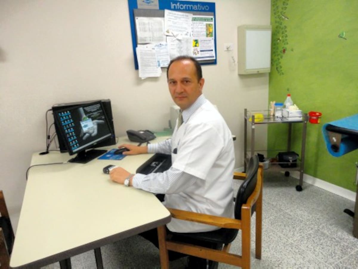 Alejandro Velásquez, endocrinólogo infantl.
