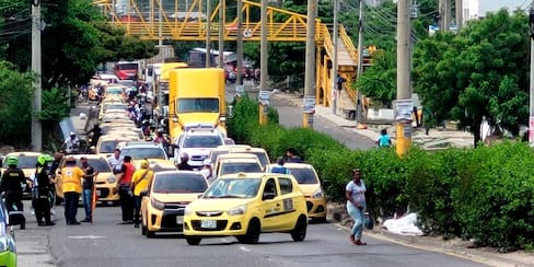 “Con lo que ha subido la gasolina puedo hacer un mercado”: quejas de taxistas
