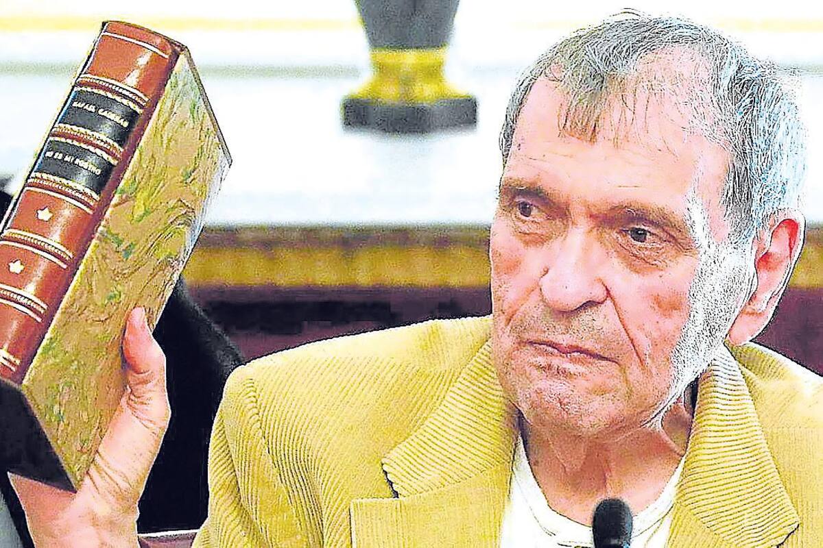 El escritor Rafael Cadenas gana Premio Cervantes con su poesía