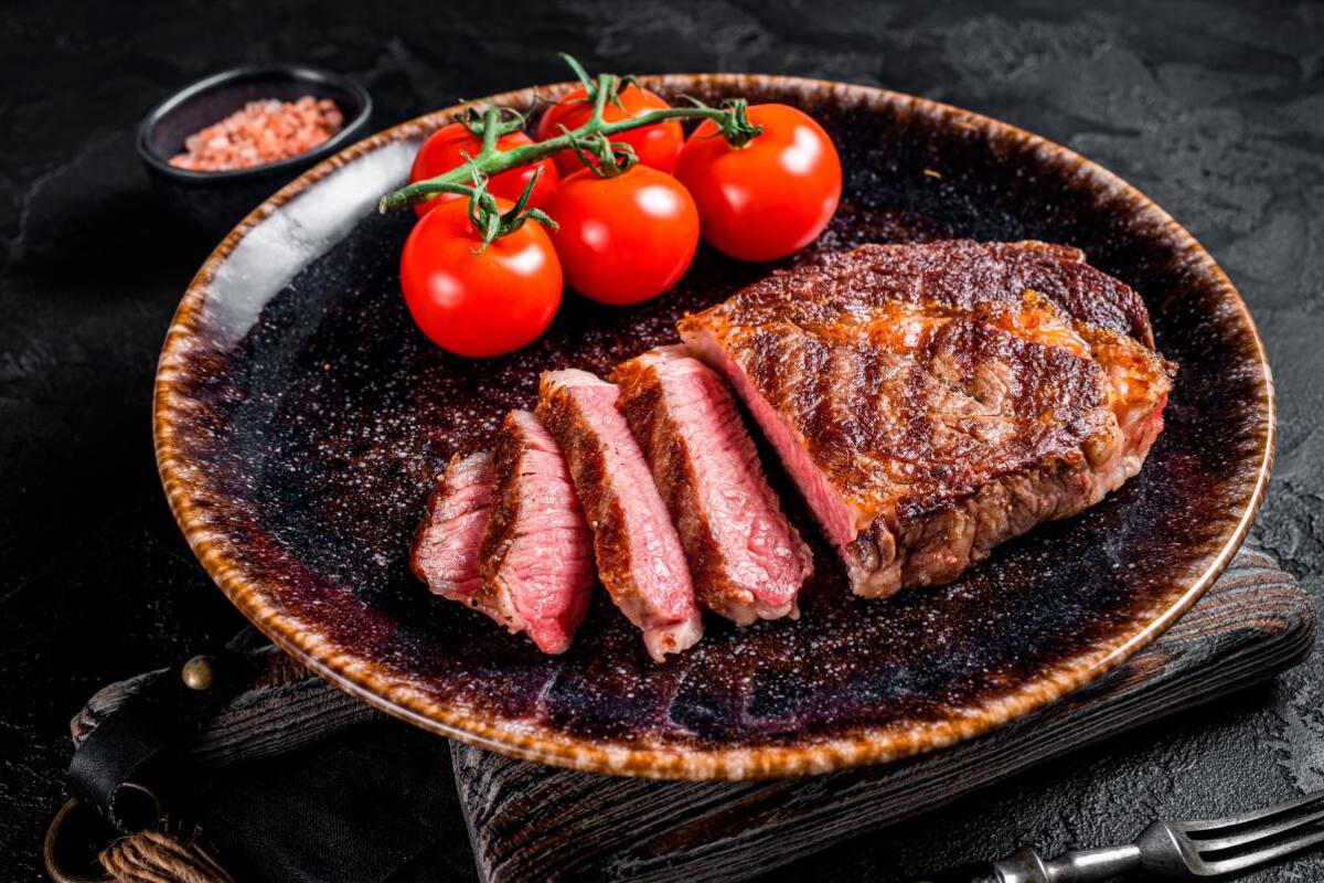 Por el bien del planeta: carne roja una vez cada 15 días y dos tazas de café