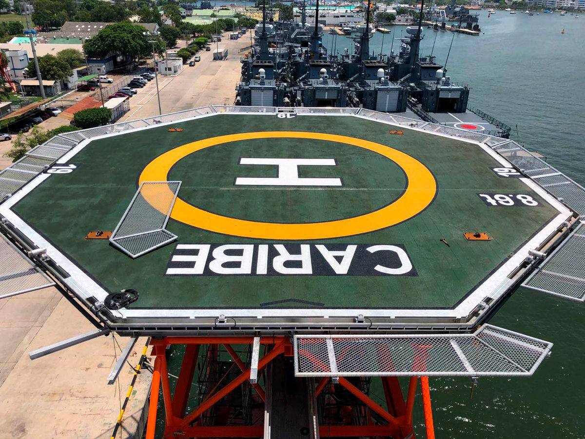 Una amplia cubierta fue instalada en el ARC Caribe aquí mismo en Cartagena, pero que hasta el momento no ha sido utilizada.//Foto cortesía DIMAR.