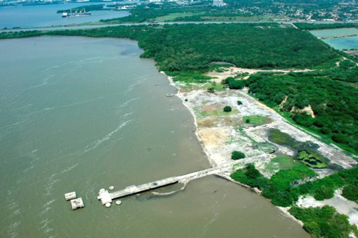 Sitio donde se construirá Puerto Bahía, en el extremo norte de la Isla de Barú, a orillas de la Bahía de Cartagena y la desembocadura del Canal del Dique. ARCHIVO/ EL UNIVERSAL