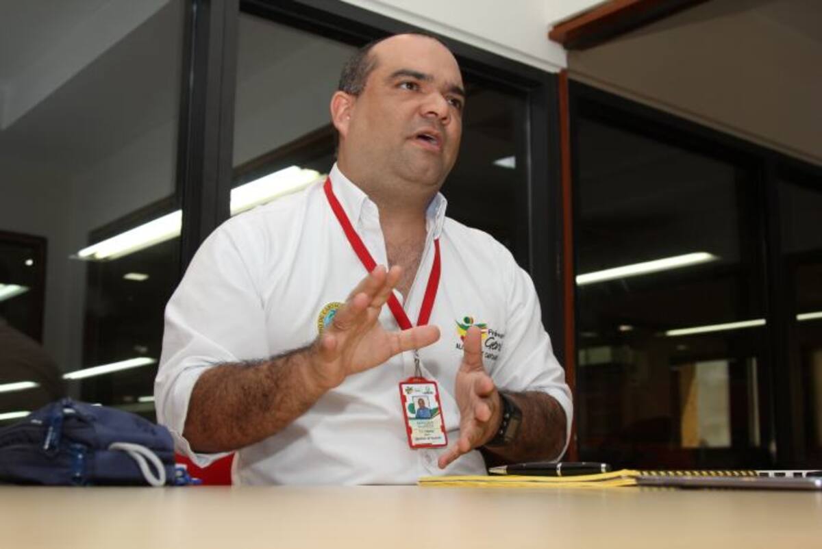 Napoleón De La Rosa Peinado, secretario de Hacienda de Cartagena.