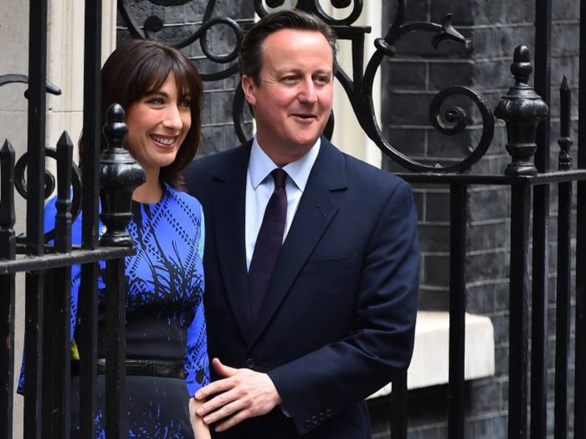 David Cameron y su esposa Samantha. AFP BEN STANSALL