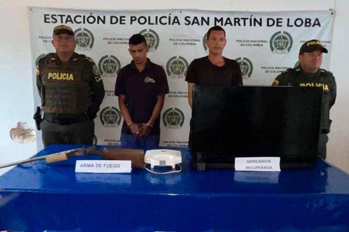 Jóvenes van a prisión por hurtar y agredir a hombre, de 87 años