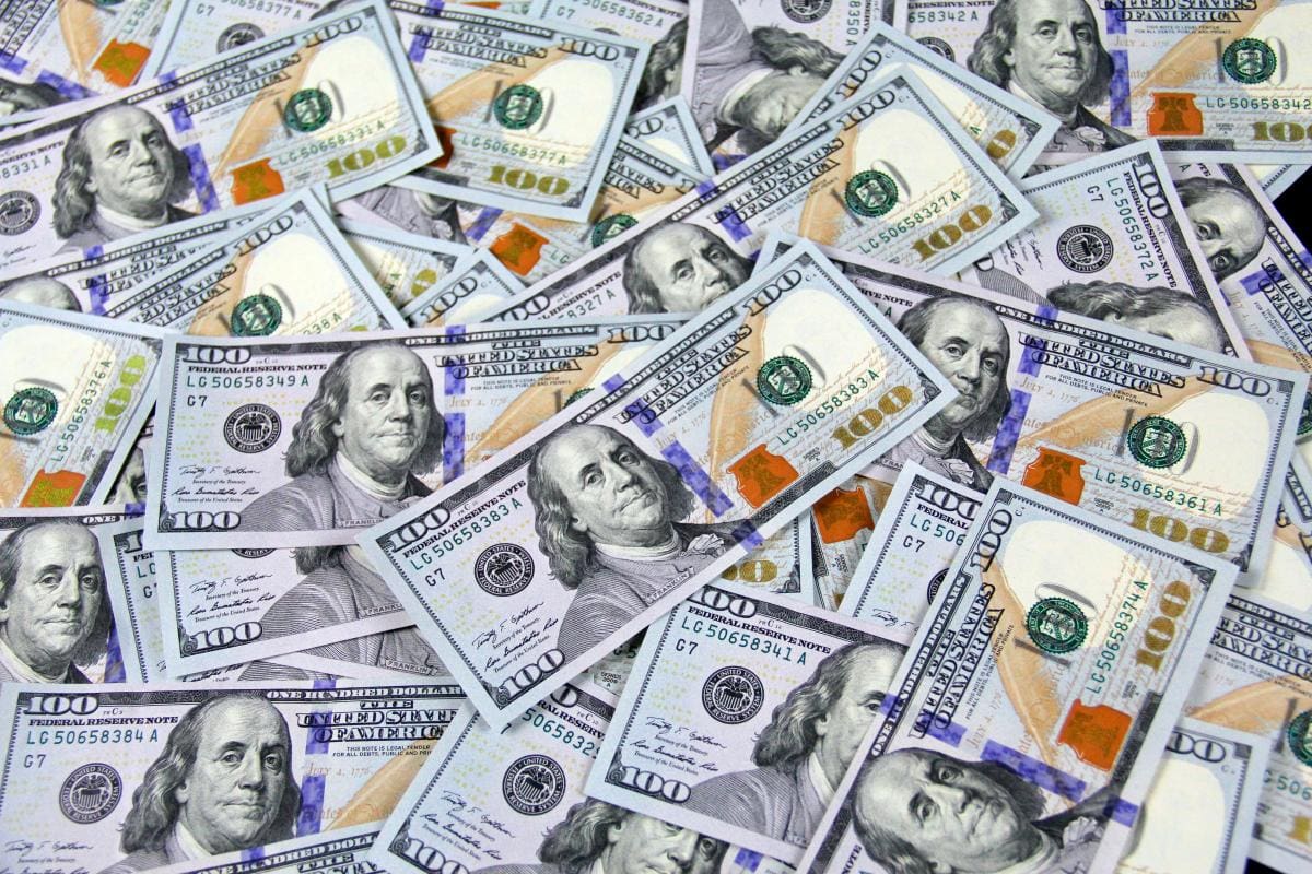 Así cerró el dólar en Colombia este miércoles 17 de mayo
