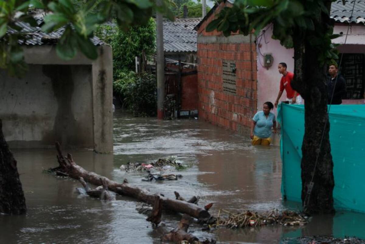 El pasado 1 de octubre de este año, el coletazo del huracán Matthew por la capital de Bolívar provocó fuertes estragos, tanto así que el 5 de octubre la ciudad se declaró en calamidad pública. Julio Castaño/ El Universal