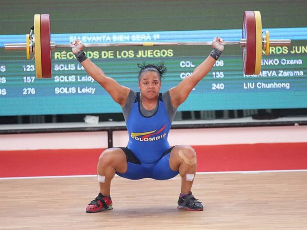 Leydy Solís, Mari Sánchez, Mercedes Pérez y Jhonatan Rivas sumaron oro para Colombia en las pesas de Barranquilla 2018. Colprensa