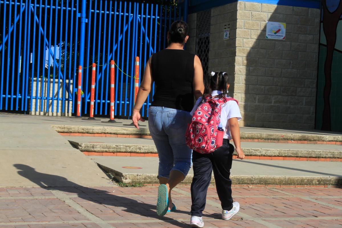 Regreso a las aulas: historias de padres que aceptaron la presencialidad
