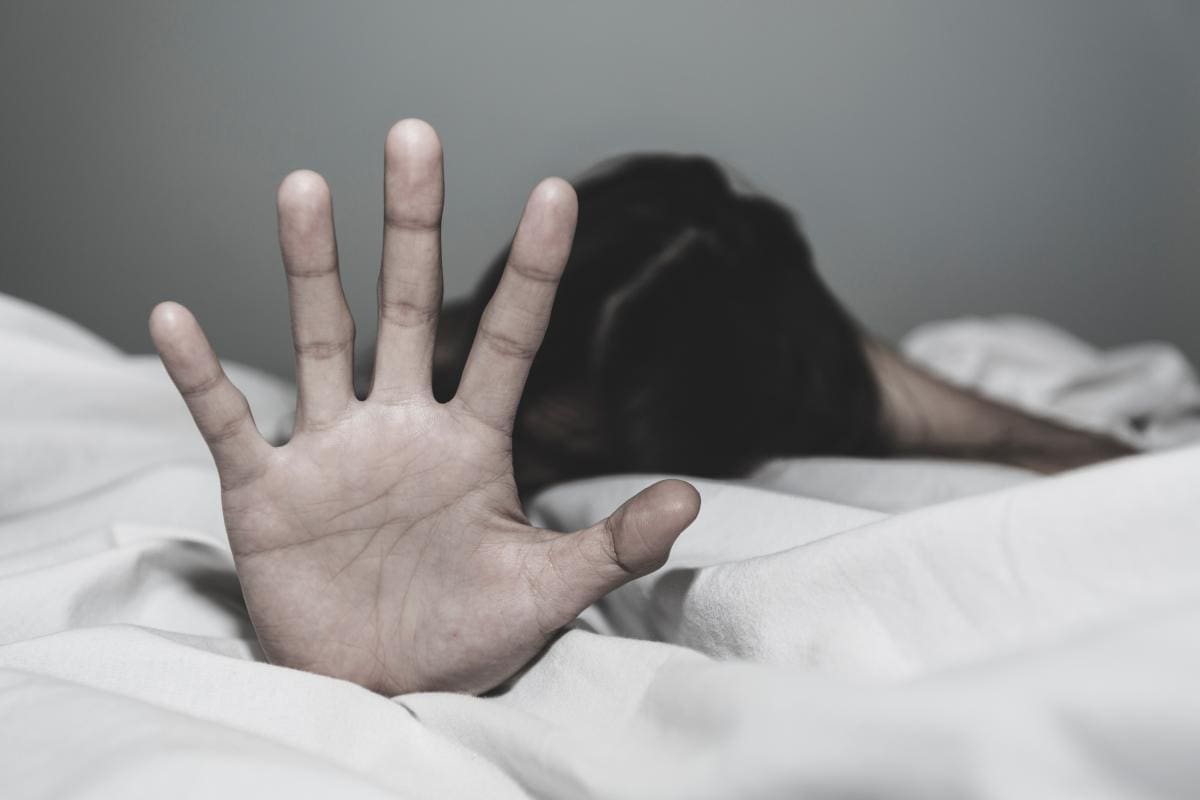 Exparticipante de famoso reality, culpable de abusar de 11 niños