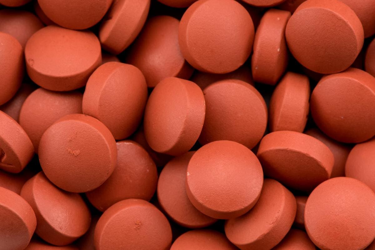 El ibuprofeno no aumenta el riesgo de muerte en pacientes con COVID