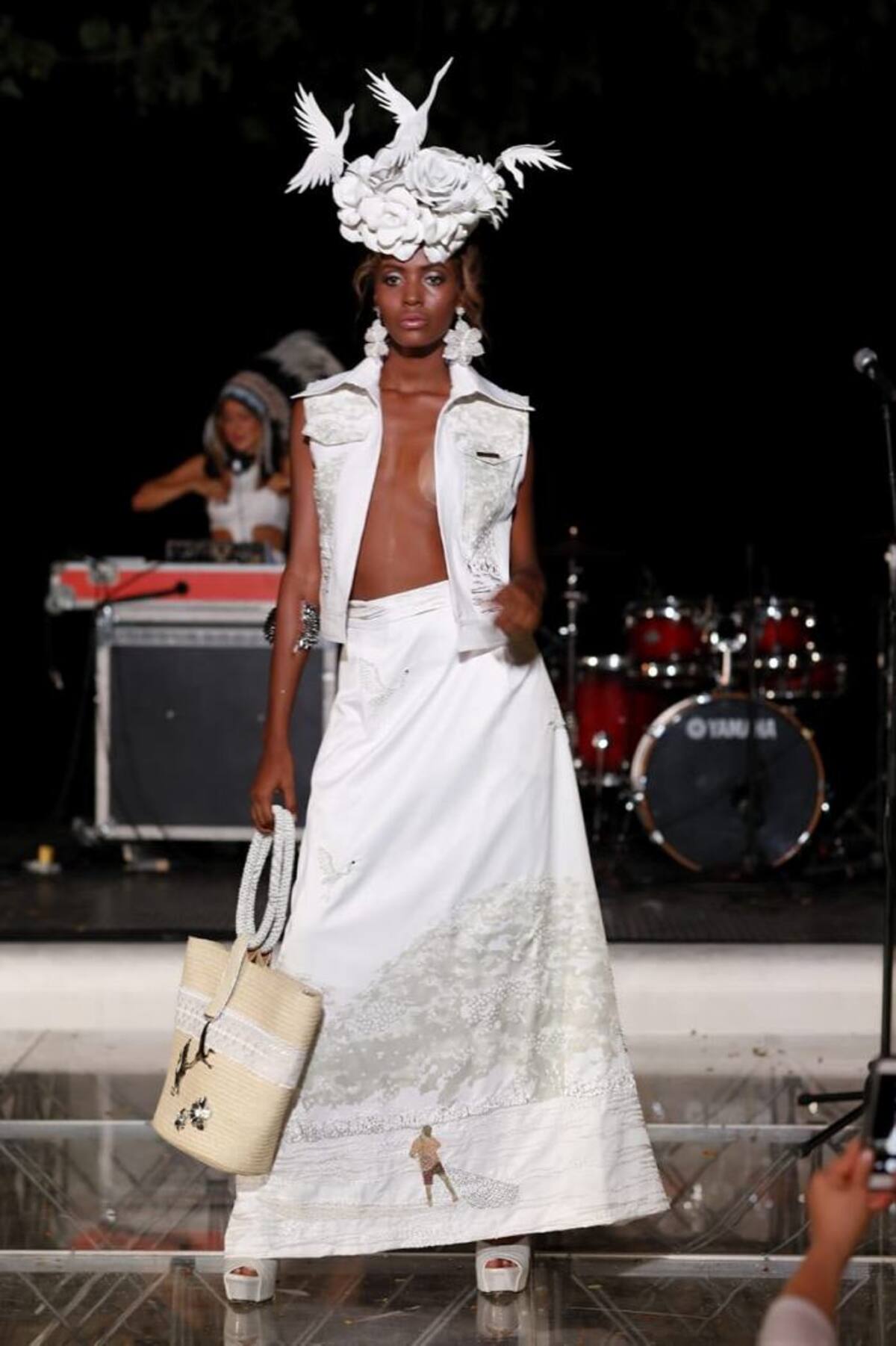 Desfile de modas inspirado en la época antigua de la llamada ‘Ciudad de Dios’. CORTESÍA