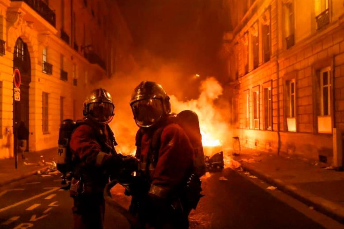 París ardió en disturbios contra la reforma pensional impuesta por Macron