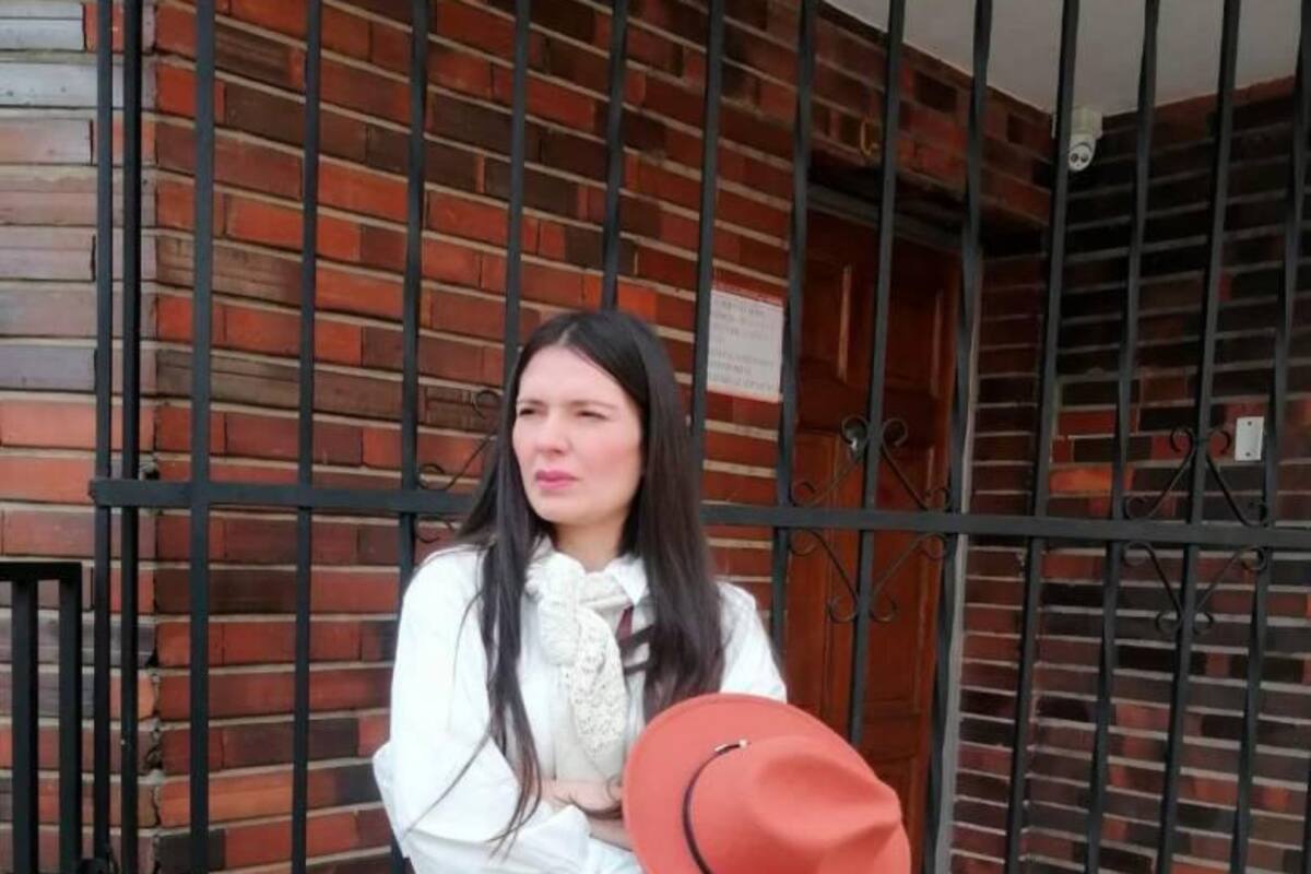 Identifican a mujer que no paga los taxis, hoteles y restaurantes