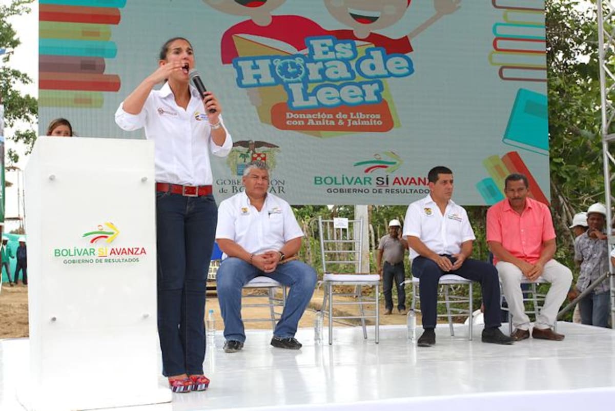 La Ministra de Educación también aseguró que la Gobernación de Bolívar tiene todo el respaldo del Gobierno nacional para más proyectos educativos. Cortesía
