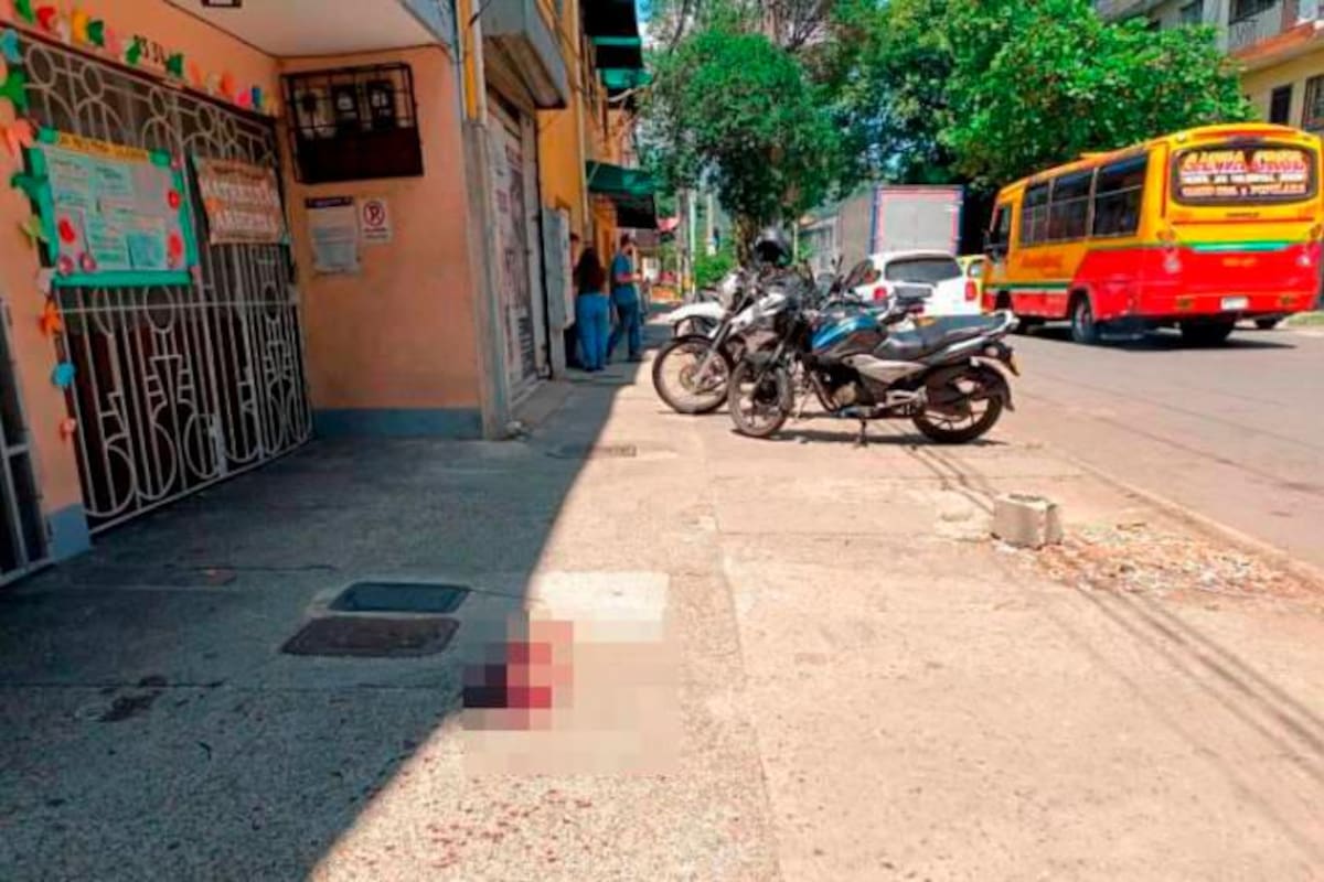 ¡Insólito! Atracador mató a su cómplice durante un robo de moto