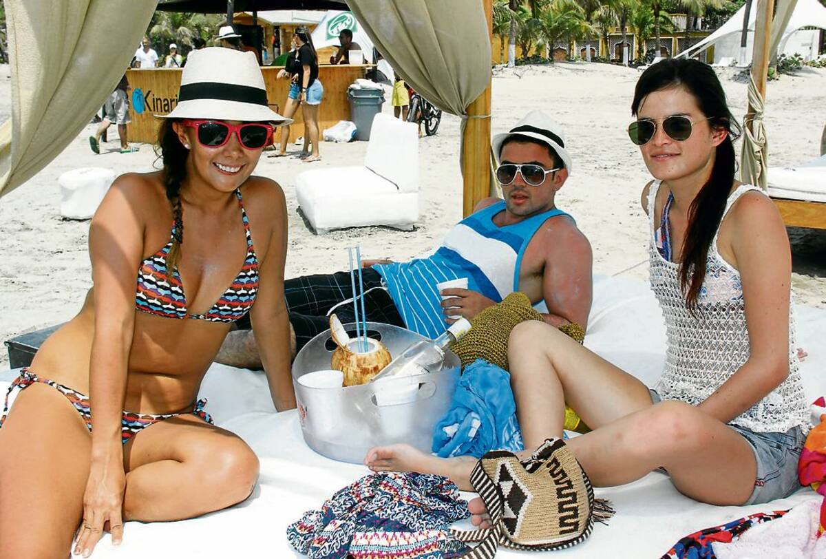 Tatiana Buenaventura, Jorge Uribe y Natalia Moncada.