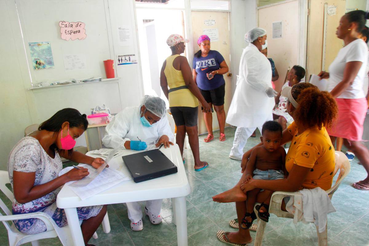 Una médico y enfermeras llegaron para atender pacientes el pasado miércoles, después de 7 meses de ausencia.