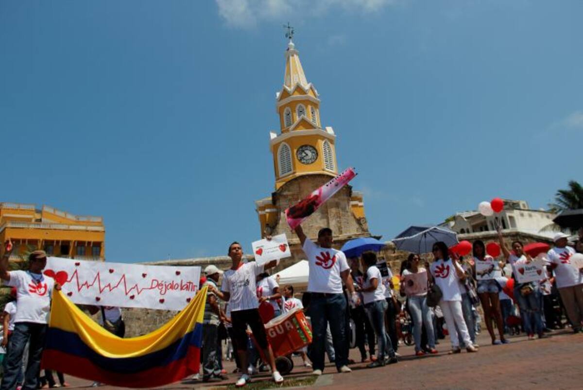 La marcha culminó en la Plaza de la Paz. Allí los que participaron siguieron lanzando gritos contra el aborto. ELUNIVERSAL.COM.CO