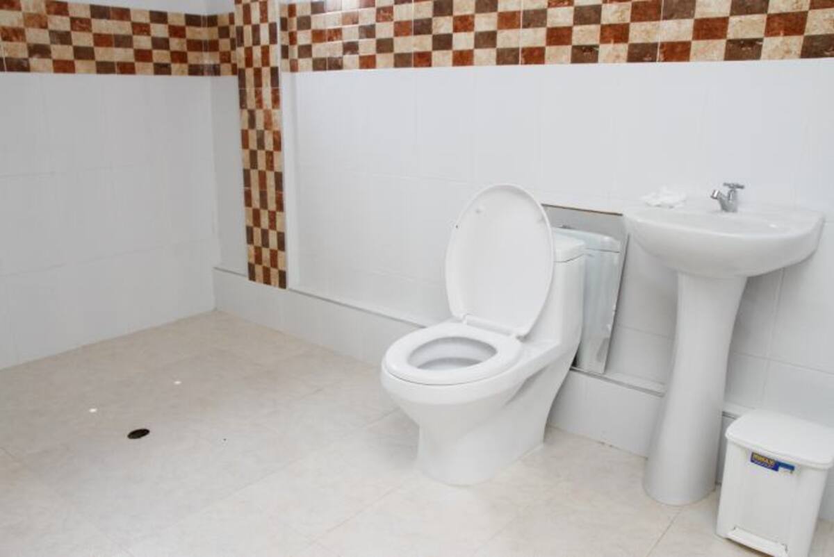 Este es el nuevo baño en la casa de José Carmona. LuisEduardo Herrán