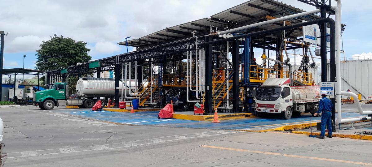 Planta de Chevron, distribuidor mayorista en Puente Aranda (Bogotá). //HFA