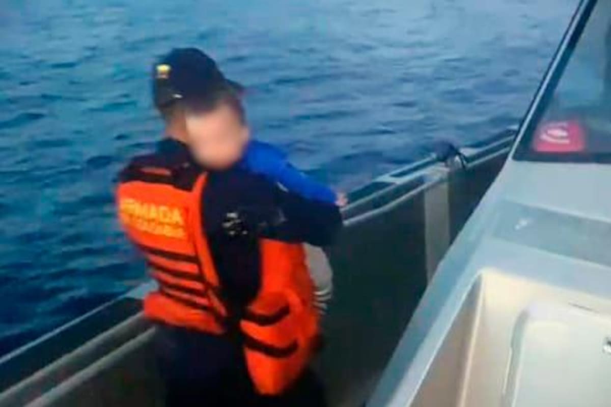 Video: Un bebé y 2 niños, entre 23 migrantes rescatados en el mar
