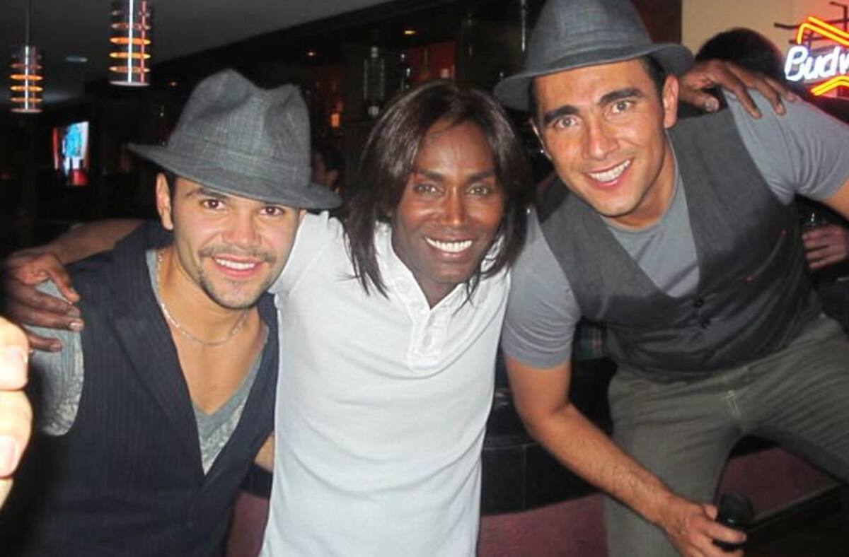 Nerú con Fabián Mendoza y otro amigo en enero de 2013. INSTAGRAM