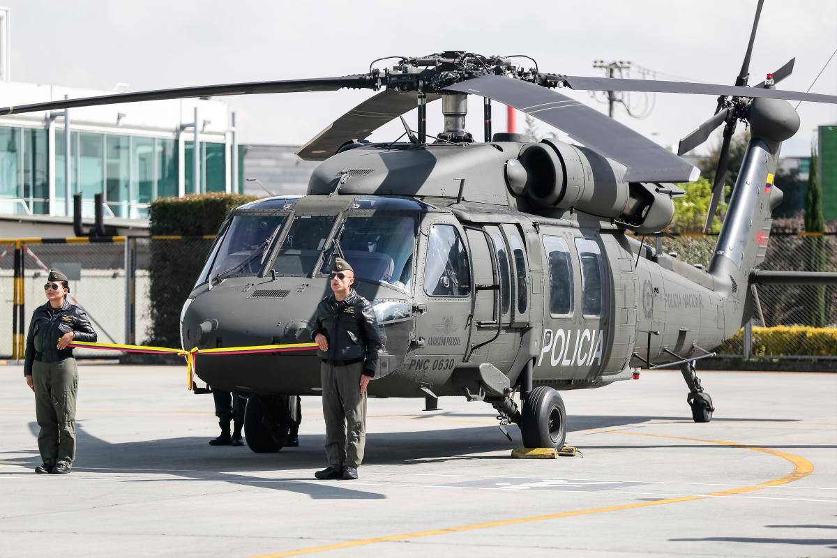 Fuerzas Militares reciben 3 nuevos helicópteros Black Hawk de EE.UU.