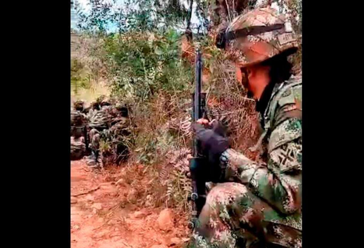 Los combates ocurrieron el jueves pasado en zona rural de La Plata (Huila).//Cortesía