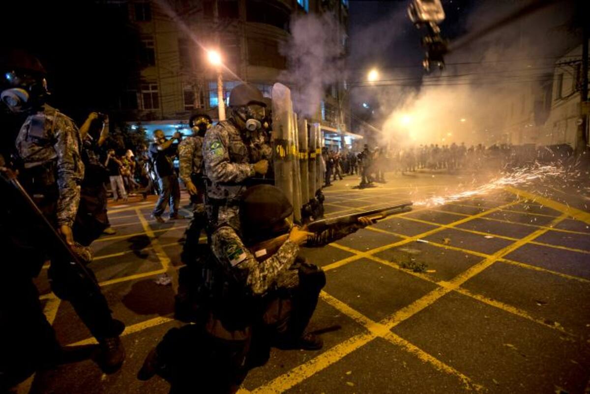 Las autoridades en Brasil se preparan para las protestas que se puedan presentar durante el Mundial. AP Silvia Izquierdo