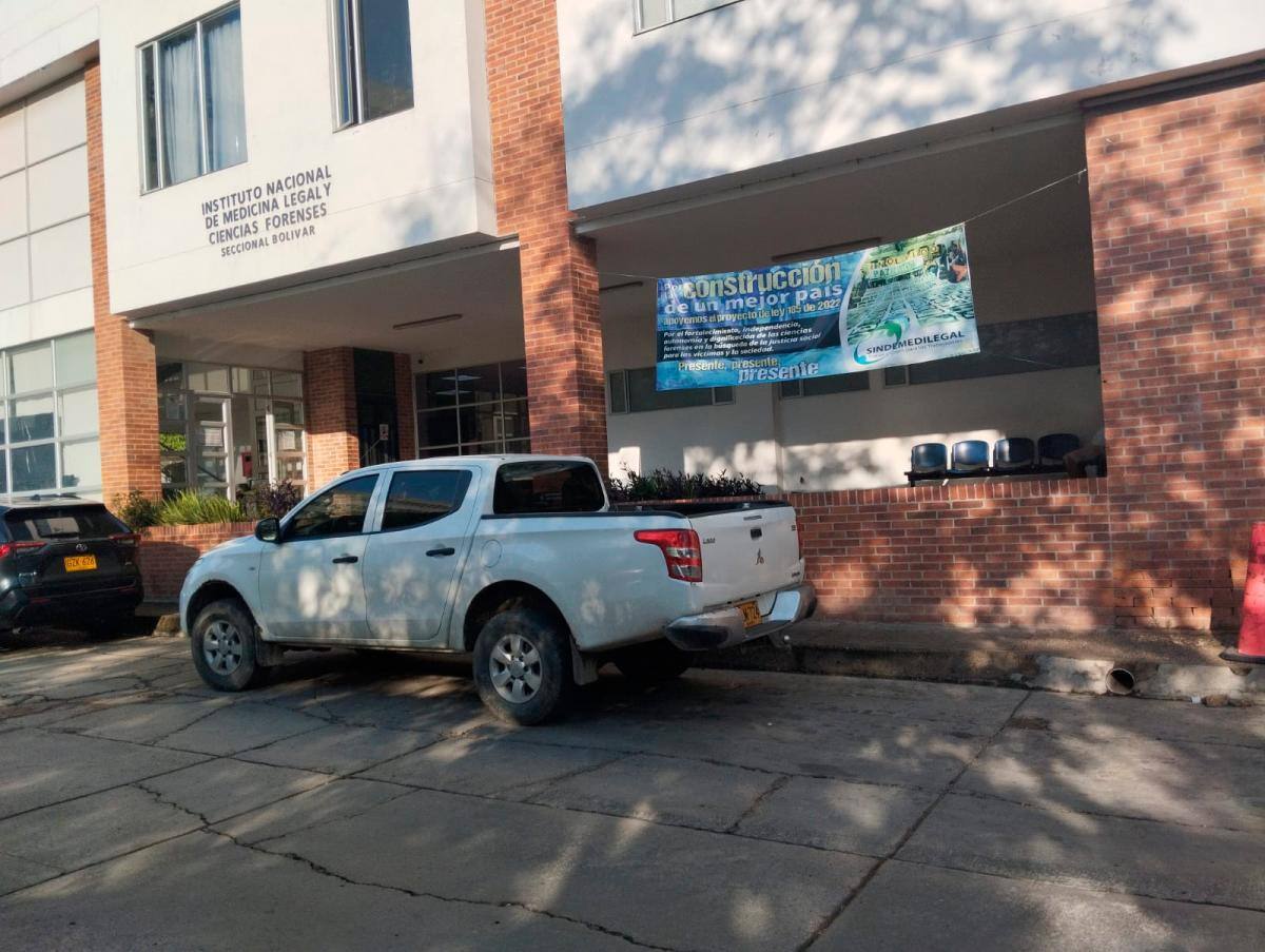 El cuerpo del adolescente lo ingresaron en la mañana de este miércoles a la morgue de Medicina Legal, en Zaragocilla.