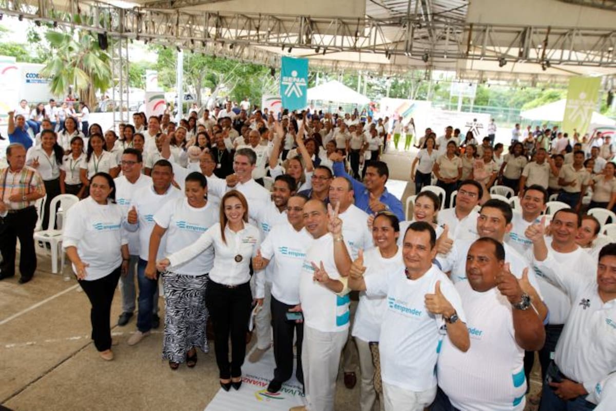 El lanzamiento del Fondo Emprender se realizó en la sede del Sena Ternera, en donde los asistentes celebraron la alianza de esta entidad con la Gobernación. Julio Castaño/ El Universal