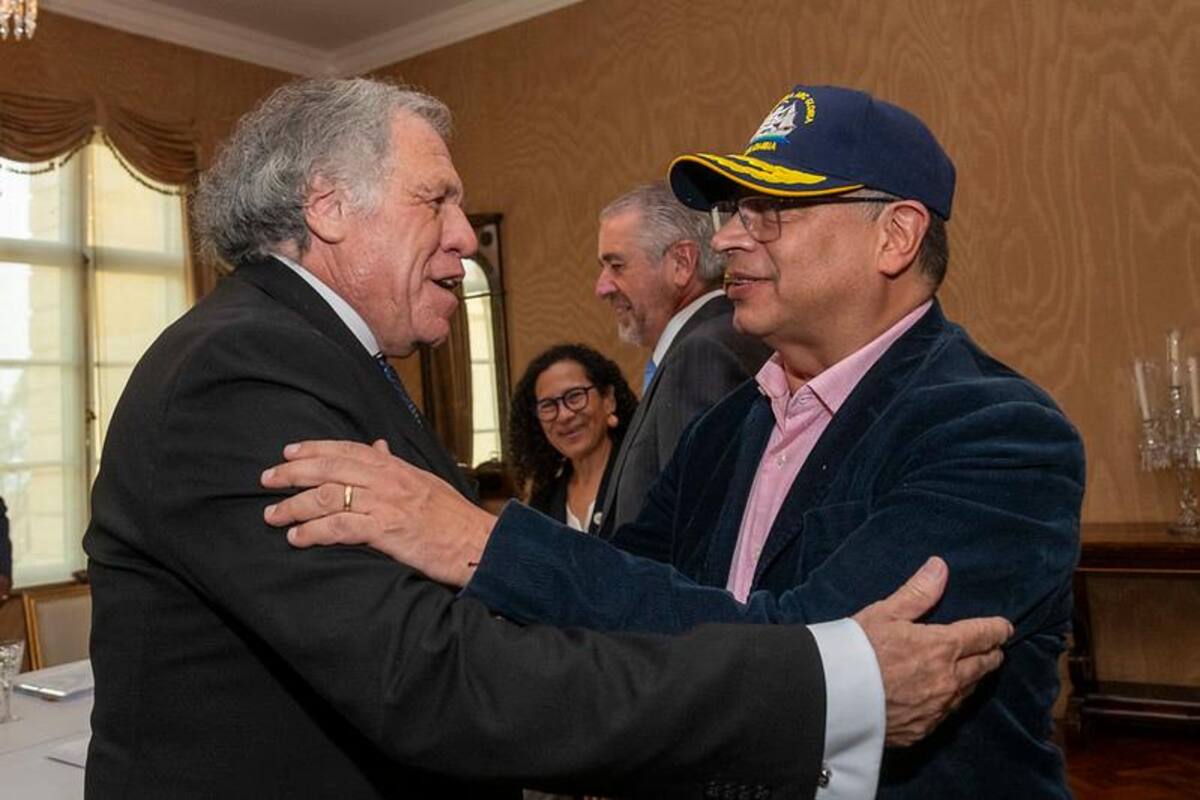 ¿De qué hablaron Petro y secretario general de la OEA tras reunión en Bogotá?