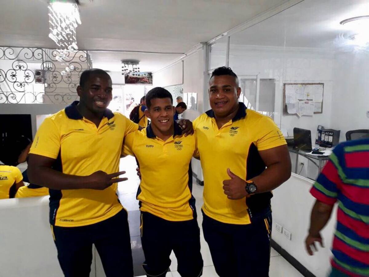 Jarlin Mosquera, Néstor Taffur y Gilberto Pérez, excelentes luchadores de Bolívar. Cortesía