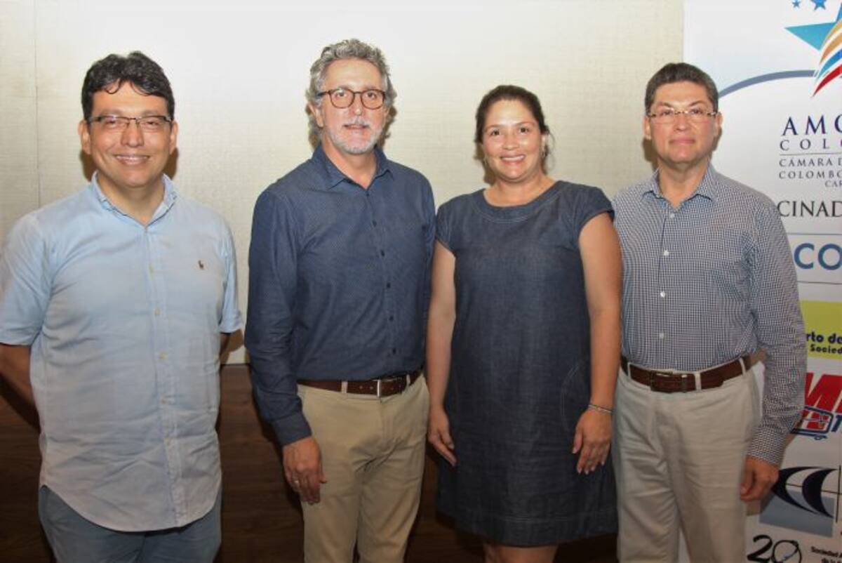Carlos Monroy, Francisco Montoya, Carolina Olarte y Jorge Óscar Suárez. KAILLINE GIRALDO