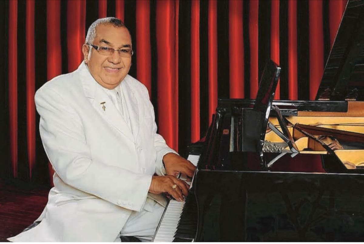 El artista internacional de siempre Alci Acosta.