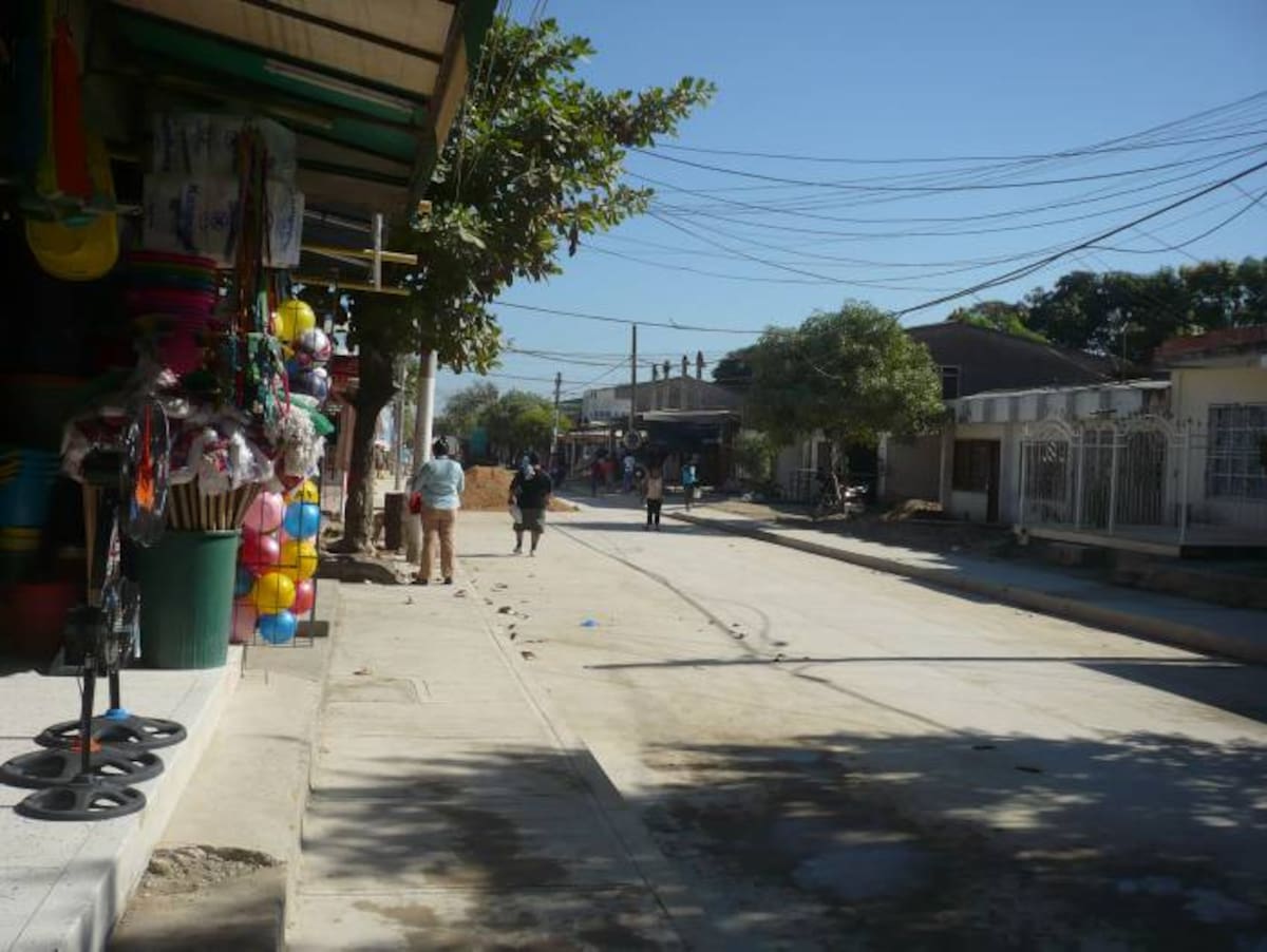La Calle 100 se está convirtiendo rápidamente en un emporio comercial. FOTO RUBEN DARIO ALVAREZ-ELUNIVERSAL