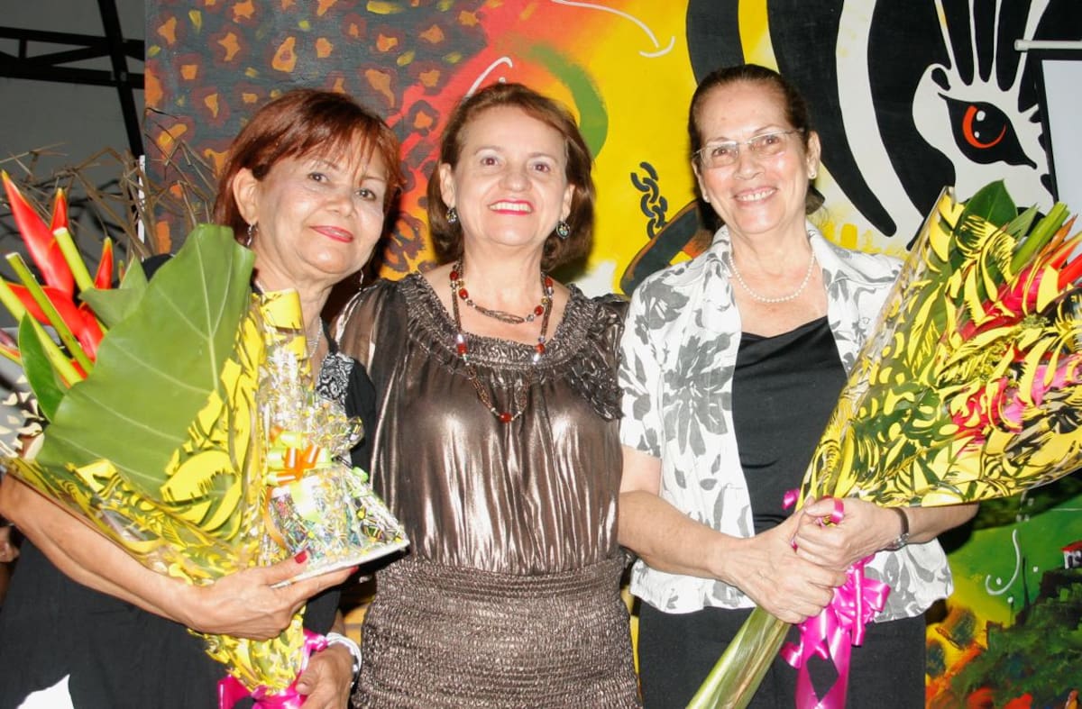 Gloria Díaz, Estela Barreto y Tere Perdomo, un encuentro en Unibac. Zenia Valdelamar-El Universal