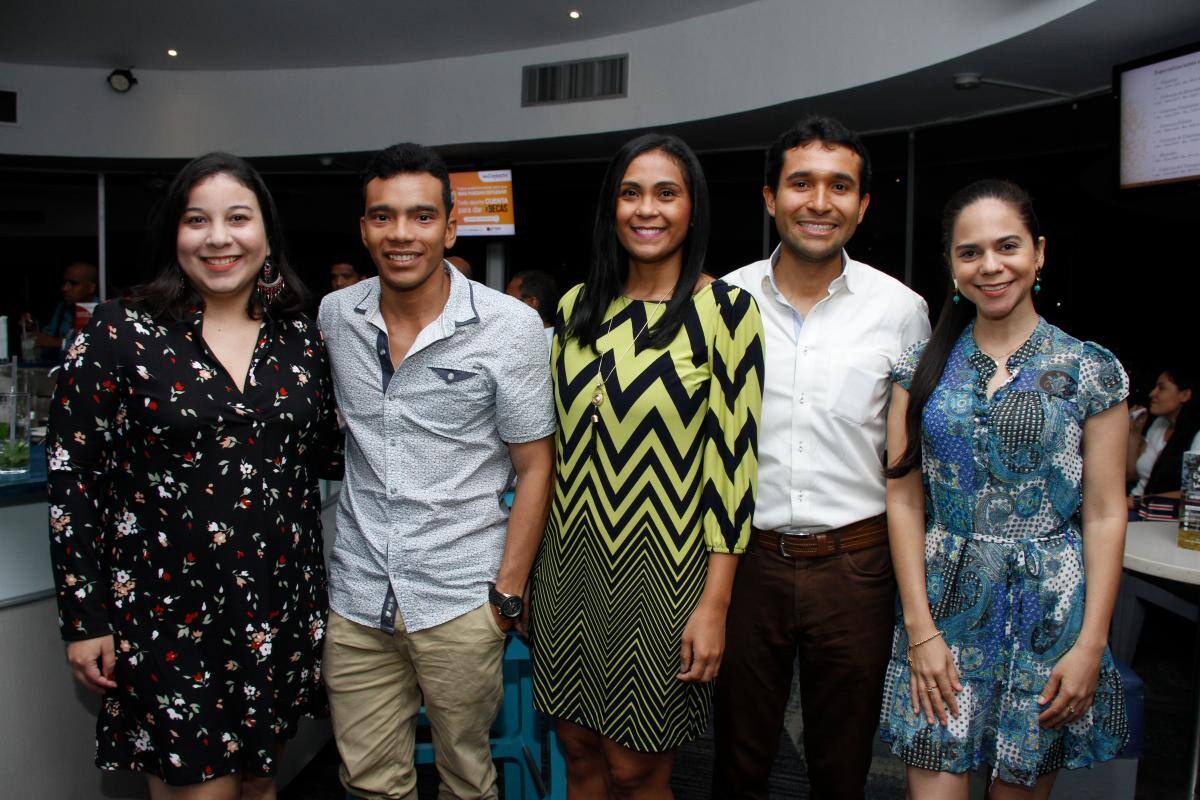 Ángela Correa, Jesús López, Luisa Fernanda Castillo, Mario Echeverría y Yara Monterrosa.