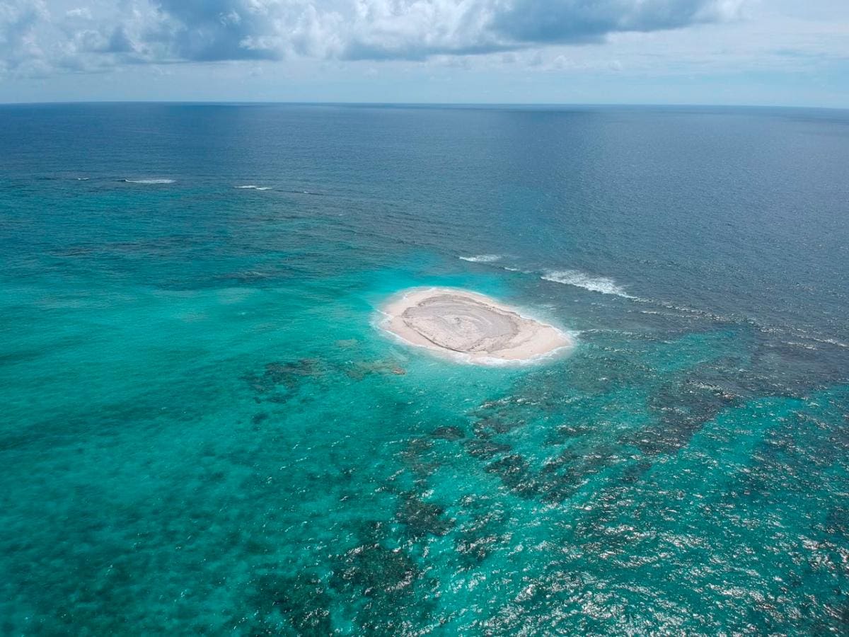 Parte de la isla de Serrana.