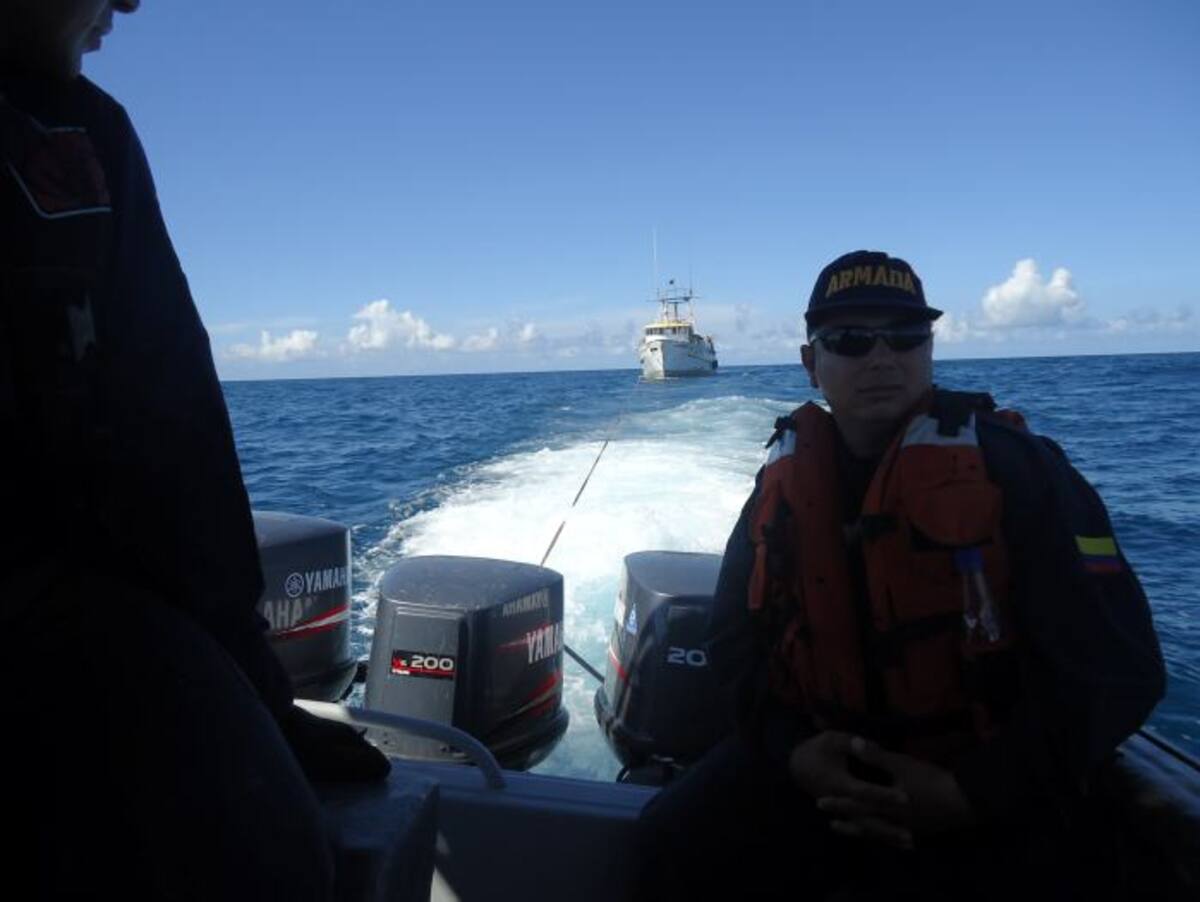El pesquero quedó a la deriva y llegó a aguas colombianas. PRENSA ARMADA NACIONAL