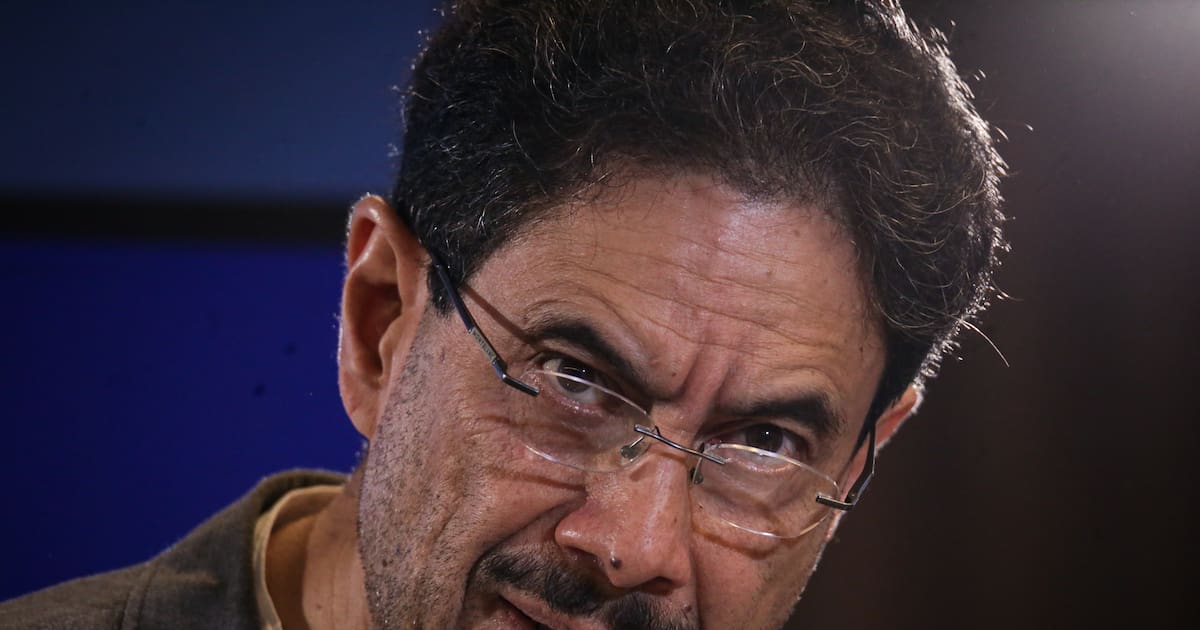 Iván Cepeda presenta certificado sobre su salud: ¿cuál es su estado?
