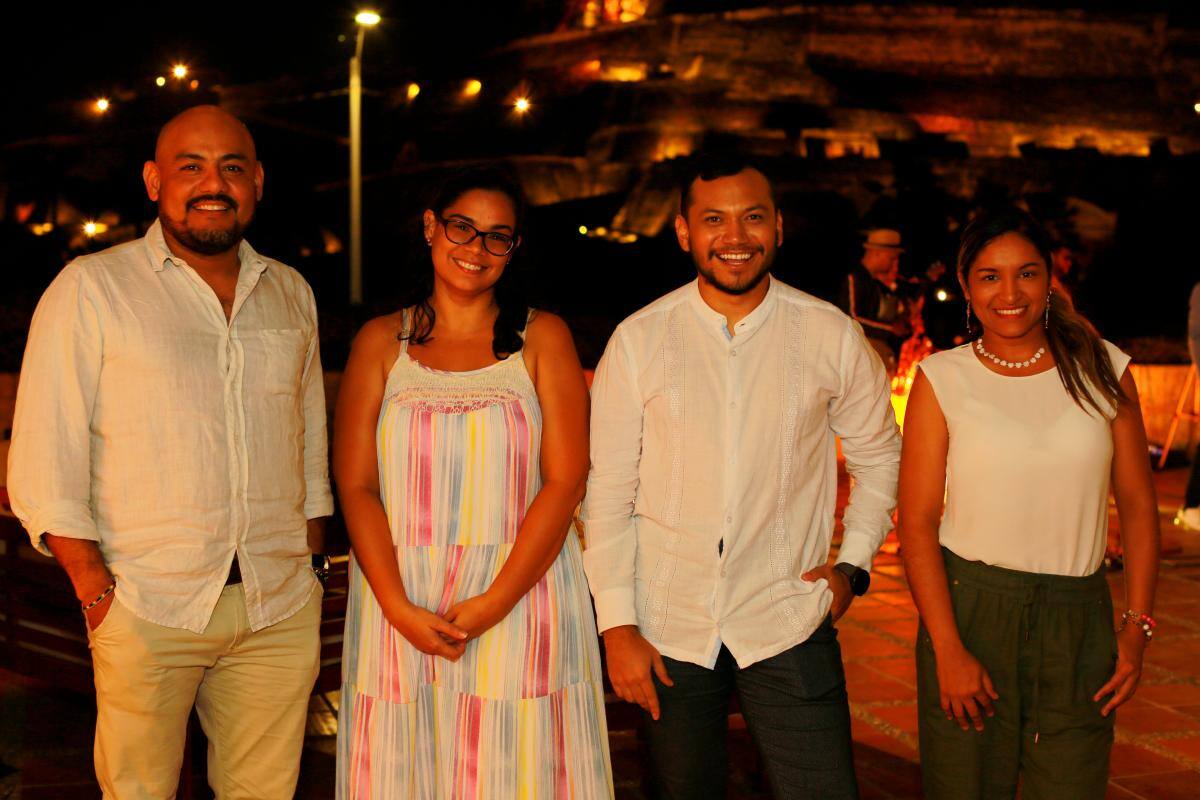 César Ortiz, Nacira Badrán, Jaime Beltrán y Carolina Pérez.