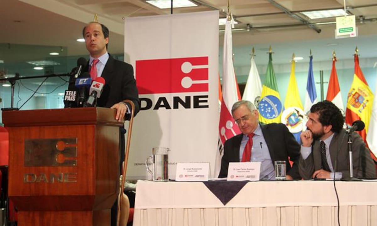 Entrega de balance de la encuesta de Convivencia y Seguridad Ciudadana. COLPRENSA