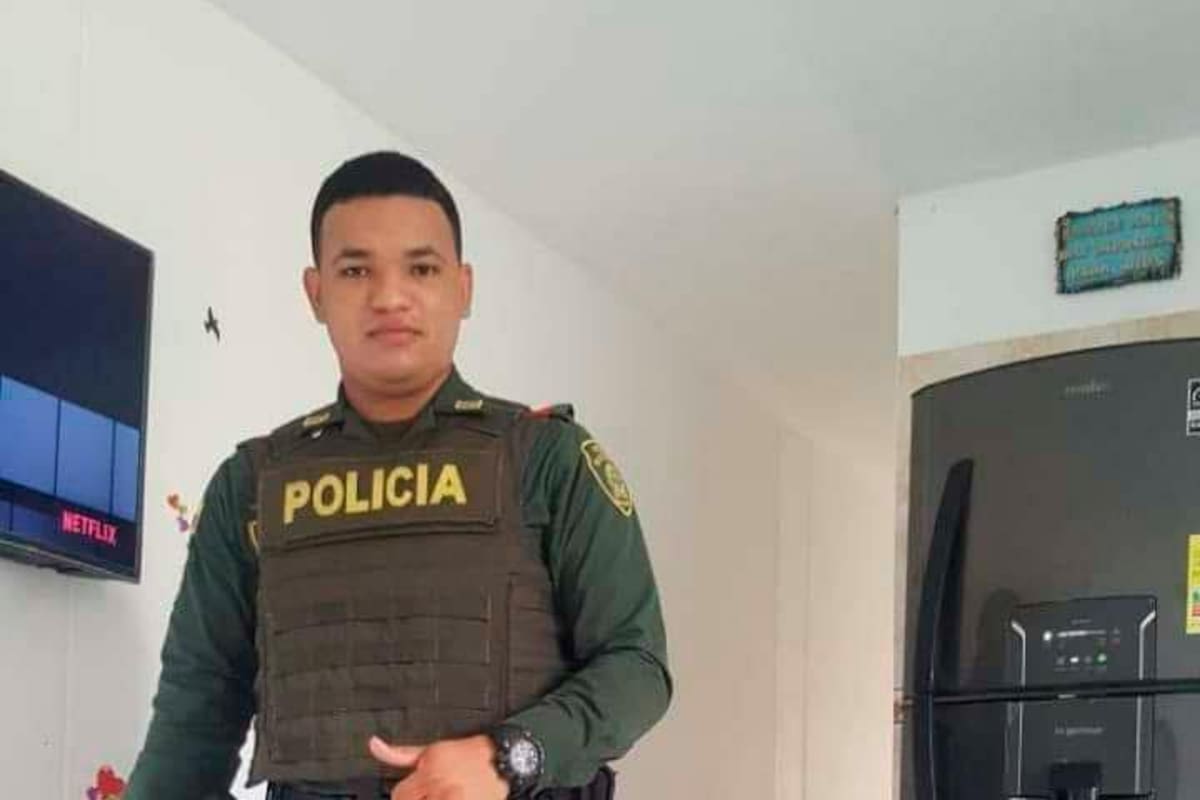 Murió policía baleado por sicarios en El Carmelo: salía de prestar turno