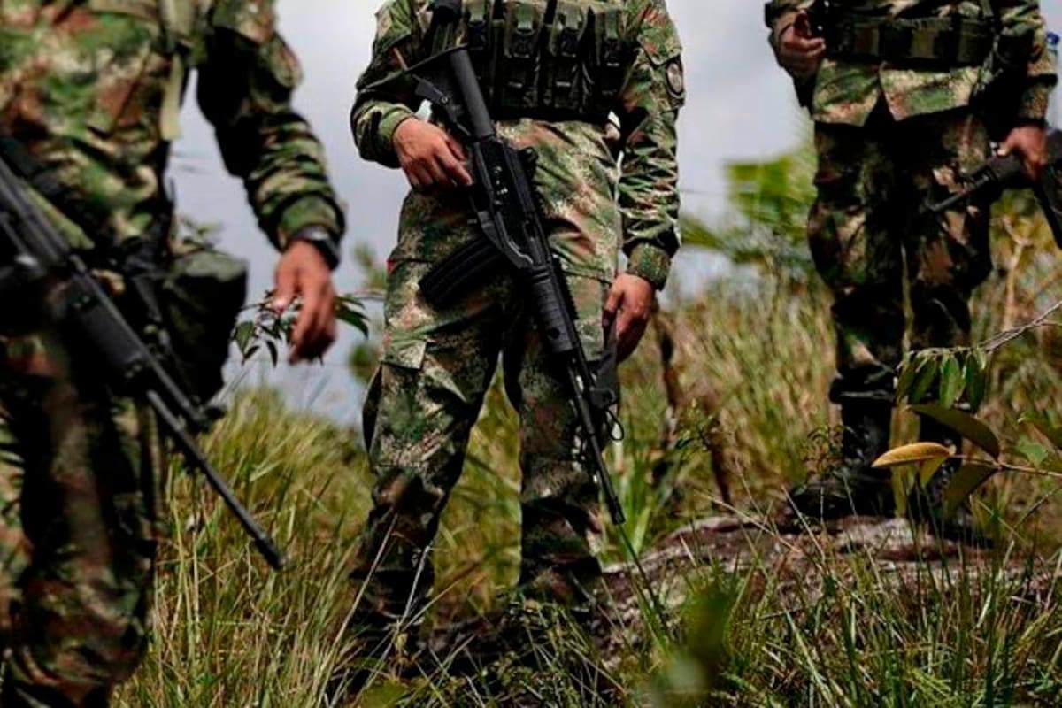 Campesinos retienen a 34 militares en el Meta
