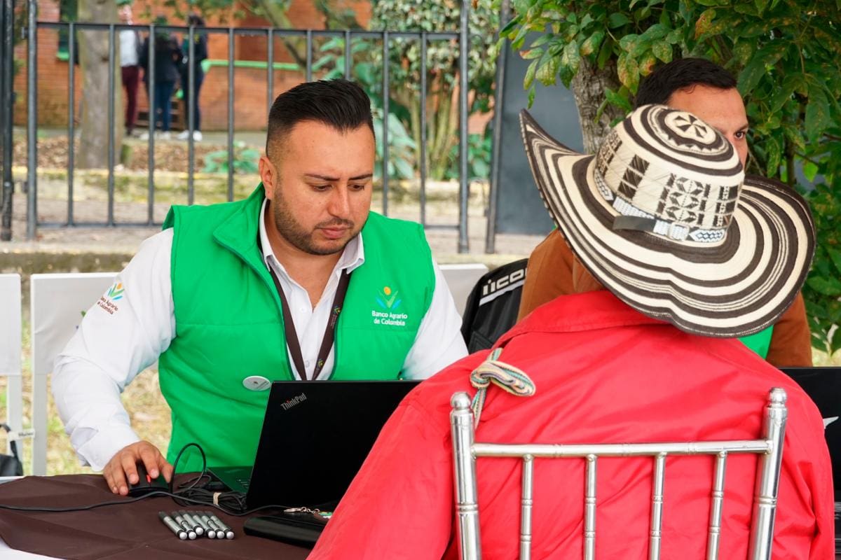 Nuevas líneas de crédito de Banco Agrario para jóvenes y mujeres